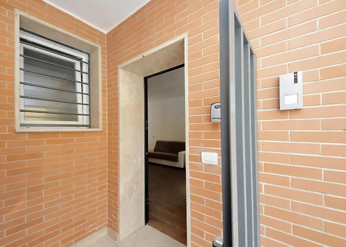 Spaziosa - Office - San Lorenzo * Roma